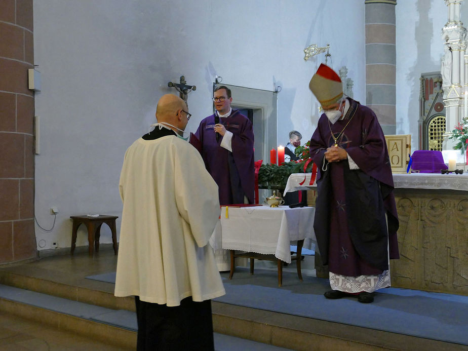 Beauftragung zu Lektorat und Akolythat in St. Marien, Volkmarsen (Foto: Karl-Franz Thiede)